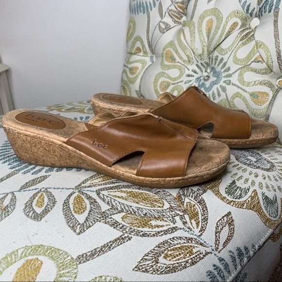 Born BOC Logo Leather Wedge Heel Sandals 42 / 10 - Picture 3 of 5